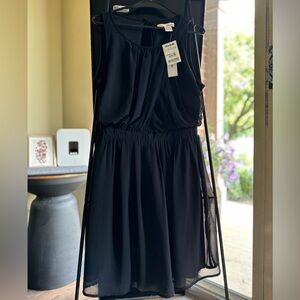 Sans Souci Black Sleeveless Mid Sundress